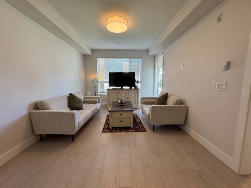 402-11655 Fraser St, Maple Ridge, BC 