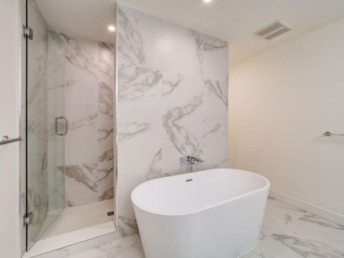 201-710 School Road, Gibsons, BC 