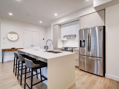 201-710 School Road, Gibsons, BC 