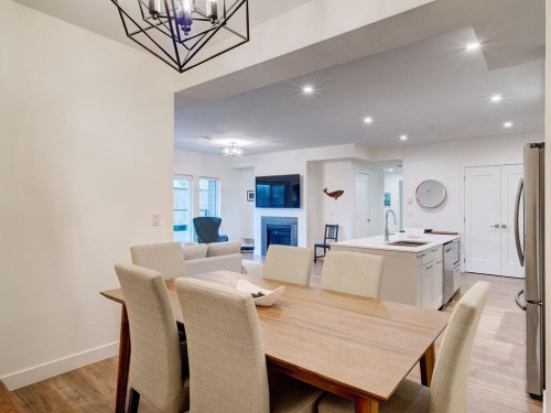 201-710 School Road, Gibsons, BC 