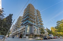 1604-1180 Broughton Street  Vancouver, BC V6G 2B1