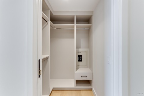 1604-1180 Broughton Street, Vancouver, BC 