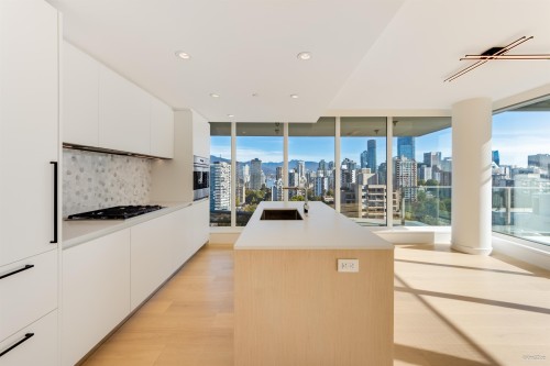 1604-1180 Broughton Street, Vancouver, BC 