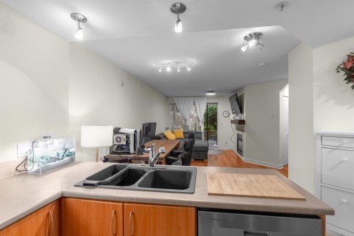 125-5700 Andrews Road, Richmond, BC 