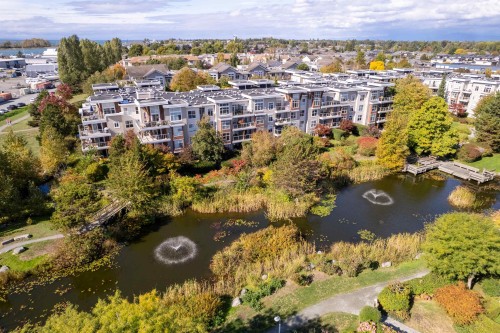 125-5700 Andrews Road, Richmond, BC 