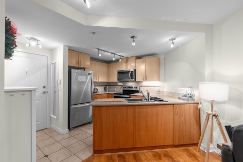 125-5700 Andrews Road, Richmond, BC 