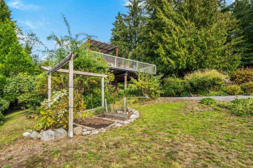 935 Stardale Avenue, Coquitlam, BC 