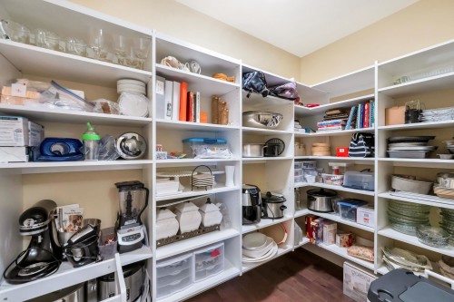 20282 Wharf Street, Maple Ridge, BC 