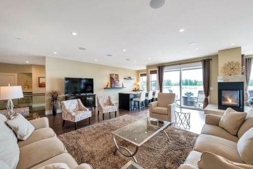 20282 Wharf Street, Maple Ridge, BC 