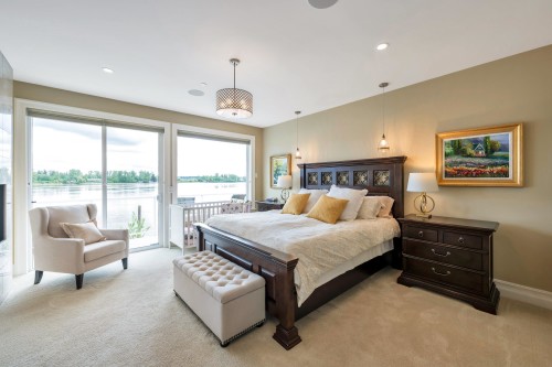 20282 Wharf Street, Maple Ridge, BC 