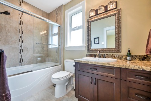 20282 Wharf Street, Maple Ridge, BC 