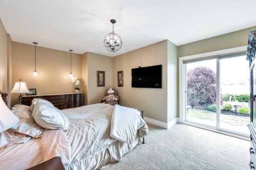 20282 Wharf Street, Maple Ridge, BC 