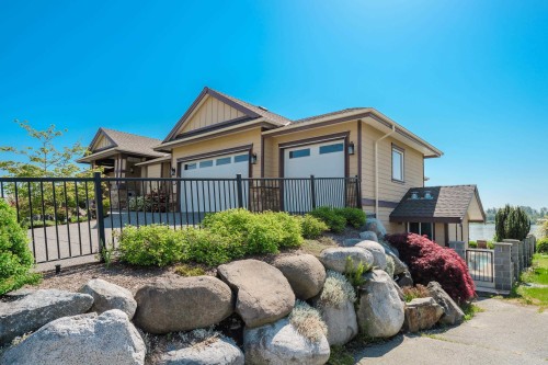 20282 Wharf Street, Maple Ridge, BC 