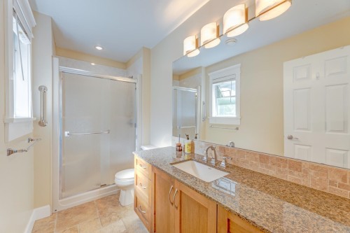 22970 126 Avenue, Maple Ridge, BC 