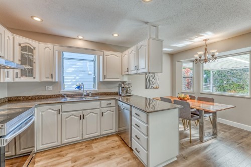 22970 126 Avenue, Maple Ridge, BC 