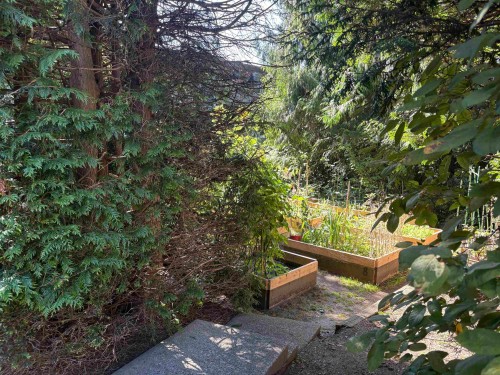 108-200 Westhill Place, Port Moody, BC 