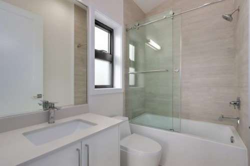 1-4257 Knight Street, Vancouver, BC 