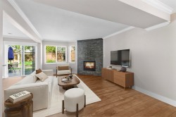 115-22515 116 Avenue  Maple Ridge, BC V2X 9V1