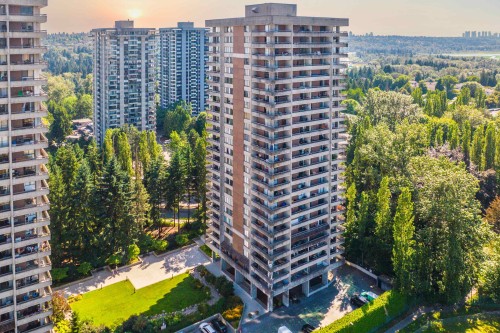 303-3737 Bartlett Court  Burnaby, BC V3J 7E3