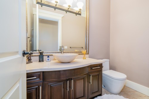 8100 Fairlane Road, Richmond, BC 