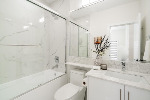 1941 Prairie Avenue, Port Coquitlam, BC 