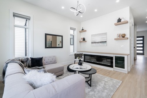 1941 Prairie Avenue, Port Coquitlam, BC 