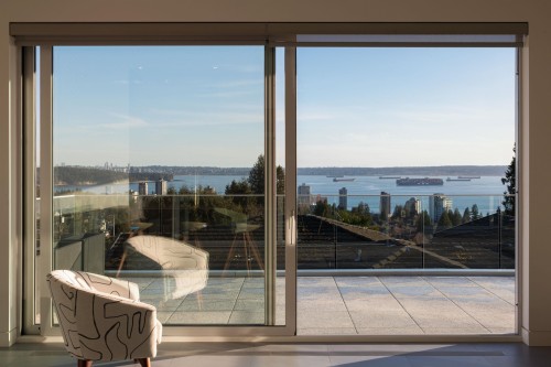 1715 22Nd Street, West Vancouver, BC 