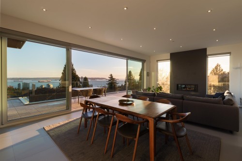 1715 22Nd Street, West Vancouver, BC 