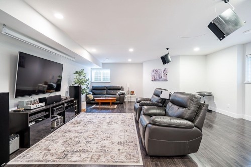 10489 Robertson Street, Maple Ridge, BC 