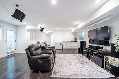 10489 Robertson Street, Maple Ridge, BC 