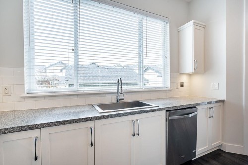 10489 Robertson Street, Maple Ridge, BC 