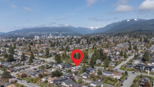 635 Keith Road E, North Vancouver, BC 