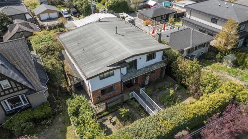 635 Keith Road E, North Vancouver, BC 