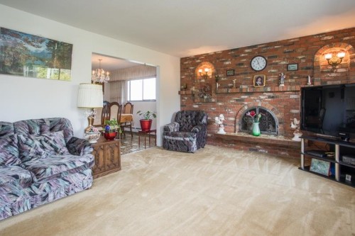 635 Keith Road E, North Vancouver, BC 