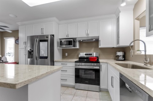 11469 207 Street, Maple Ridge, BC 