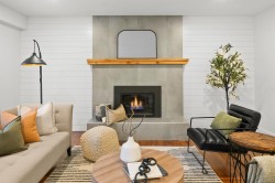 4593 Cliffmont Road  North Vancouver, BC V7G 1J8