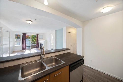 310-9339 University Crescent, Burnaby, BC 