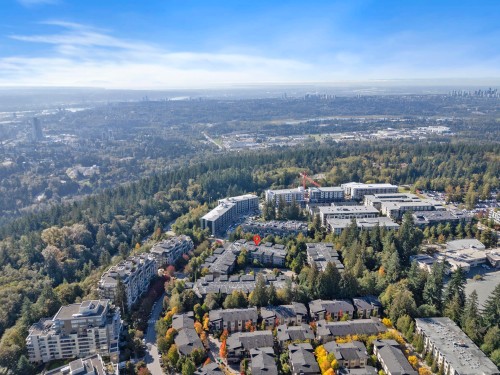 310-9339 University Crescent, Burnaby, BC 