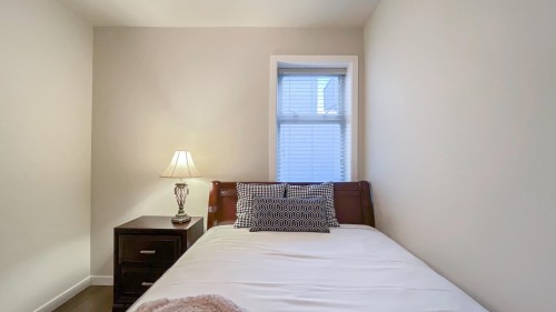 Ph16-5288 Grimmer Street, Burnaby, BC 