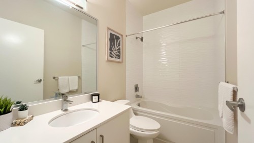 Ph16-5288 Grimmer Street, Burnaby, BC 