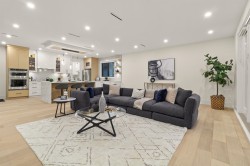 970 Laurel Court  Coquitlam, BC V3C 5M1