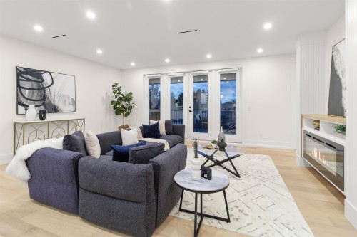 970 Laurel Court, Coquitlam, BC 