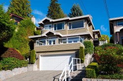 4080 St. Pauls Avenue  North Vancouver, BC V7N 1T5