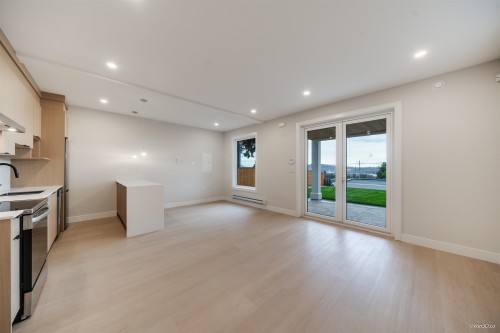 971 Adderley Street, North Vancouver, BC 