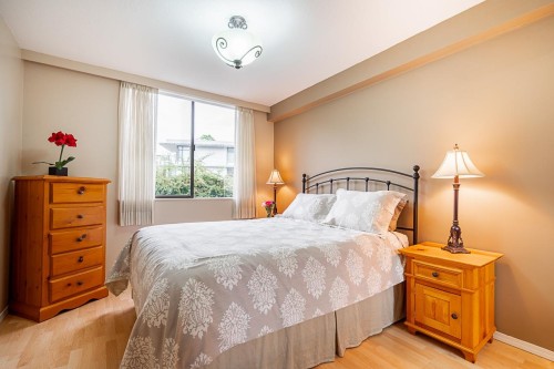 204-2150 Bellevue Avenue, West Vancouver, BC 