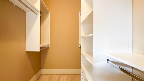 2978 21St Avenue W, Vancouver, BC 