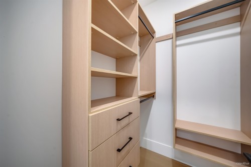 973 Adderley Street, North Vancouver, BC 