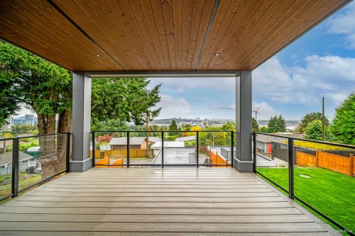 973 Adderley Street, North Vancouver, BC 