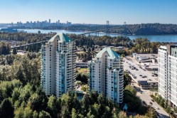 19A-328 Taylor Way  West Vancouver, BC V7T 2Y4