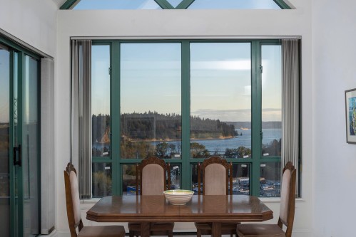 19A-328 Taylor Way, West Vancouver, BC 